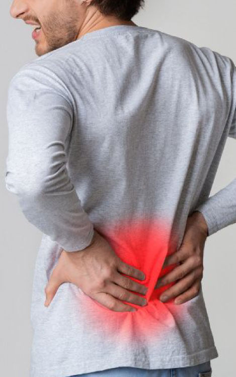 Injured back makes movement painful Injured back makes movement painful